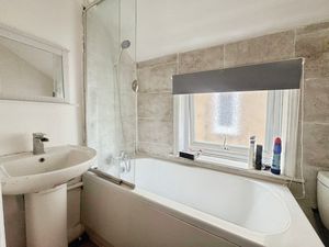 NORTH ROAD- click for photo gallery